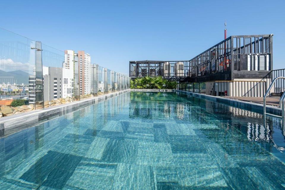 Seahorse Tropical Apartment Da Nang Bagian luar foto